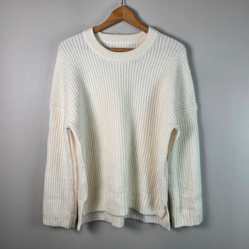 Abercrombie & Fitch Sweater Womens M Cream Soft Ribbed Knit Pullover Top
